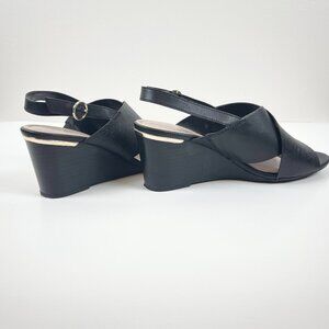 Preston & York Women's Malina Black Gold Tone Sling Back Wedge Shoes Size 9